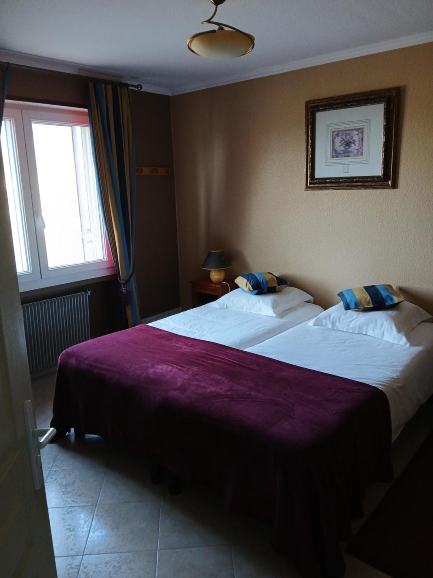 Hotel L'Oree Des Roches Saales Bagian luar foto