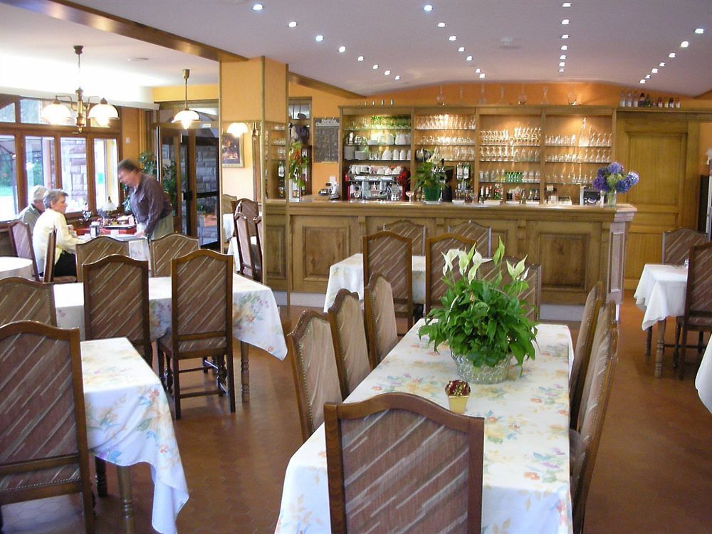 Hotel L'Oree Des Roches Saales Bagian luar foto
