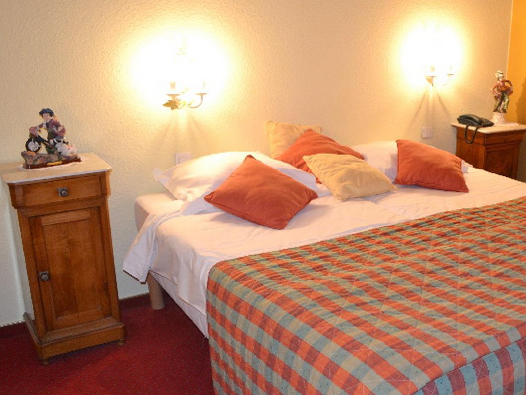 Hotel L'Oree Des Roches Saales Bagian luar foto