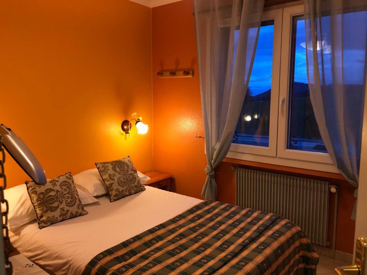 Hotel L'Oree Des Roches Saales Bagian luar foto