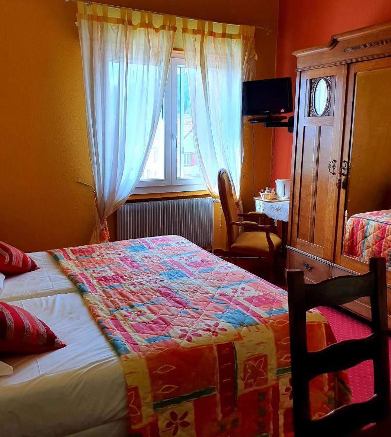 Hotel L'Oree Des Roches Saales Bagian luar foto